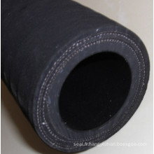 Tuyau en caoutchouc avec bobinage en tissu